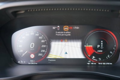 Volvo XC40 T5 Recharge Plug-in Hybrid automatico Core (13)