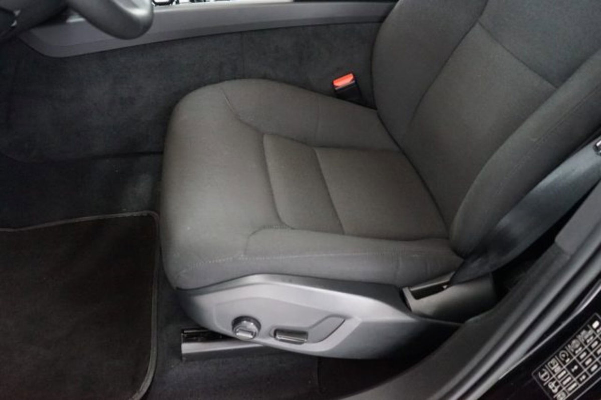 Volvo XC60 B4 (d) AWD automatico Core N1 (13)