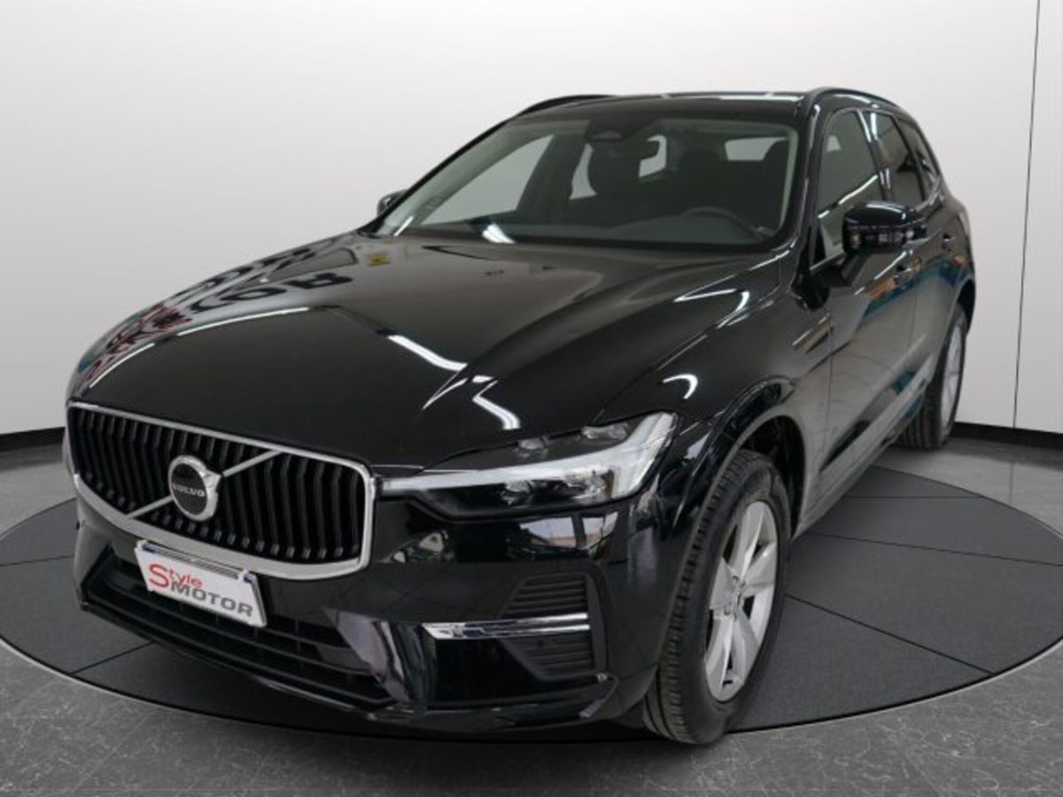 Volvo XC60 B4 (d) AWD automatico Core N1 (3)