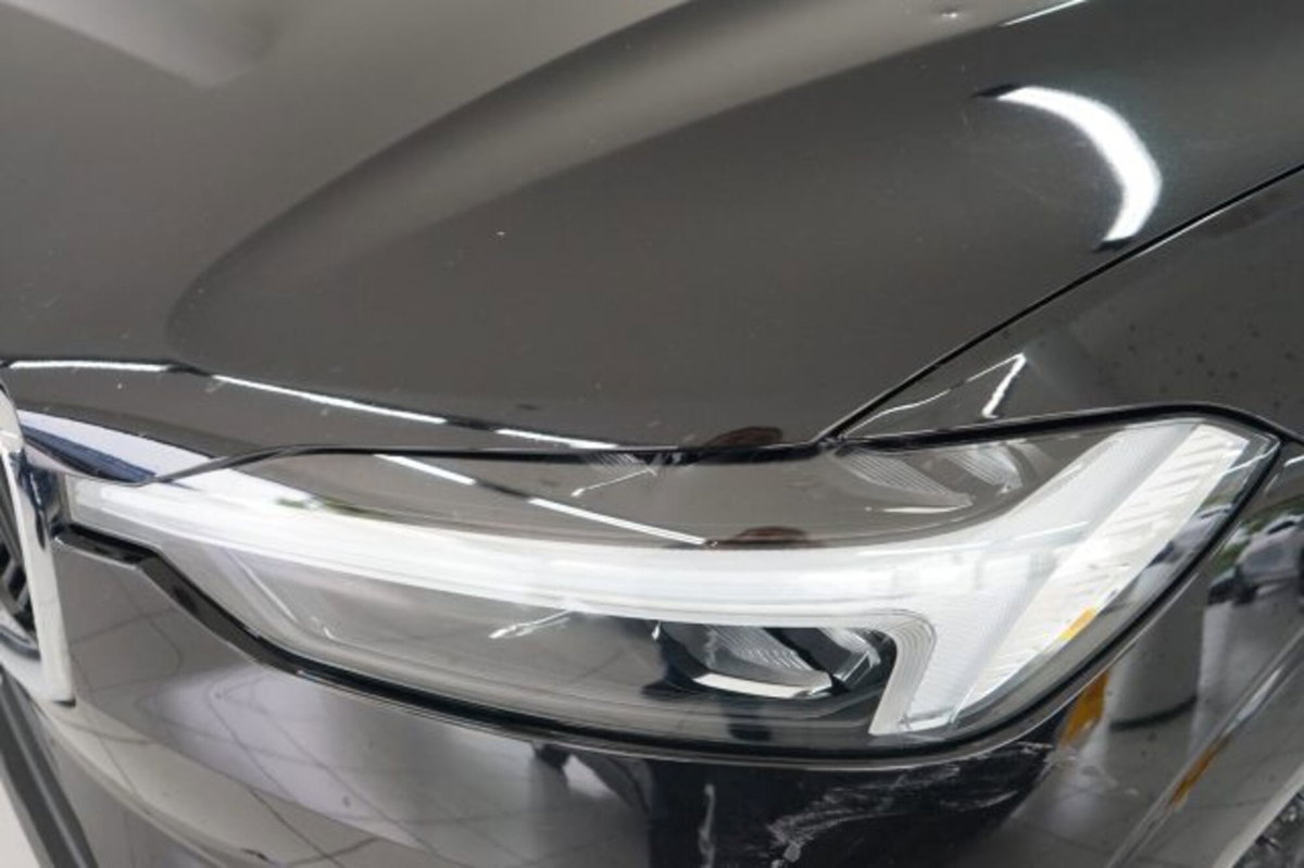 Volvo XC60 B4 (d) AWD automatico Core N1 (8)