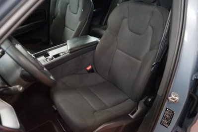 Volvo XC60 T6 Recharge AWD Plug-in Hybrid Inscription (8)