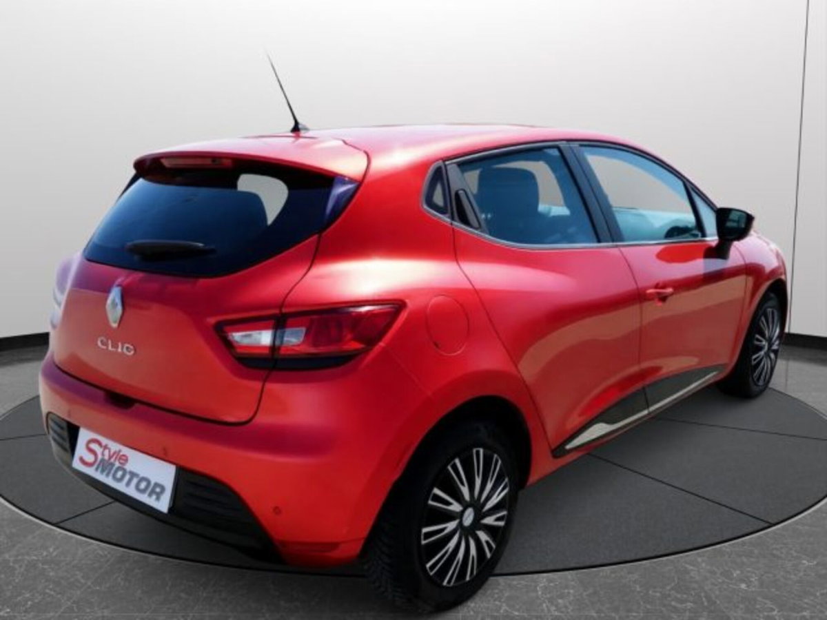 Renault Clio dCi 8V 75CV Start&Stop 5 porte Energy Zen (16)