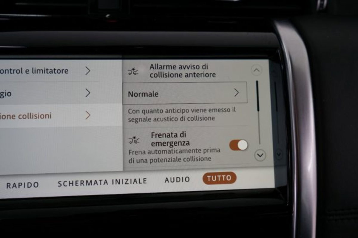 Land Rover Discovery Sport 2.0 TD4 204 CV AWD Auto R-Dynamic HSE (11)