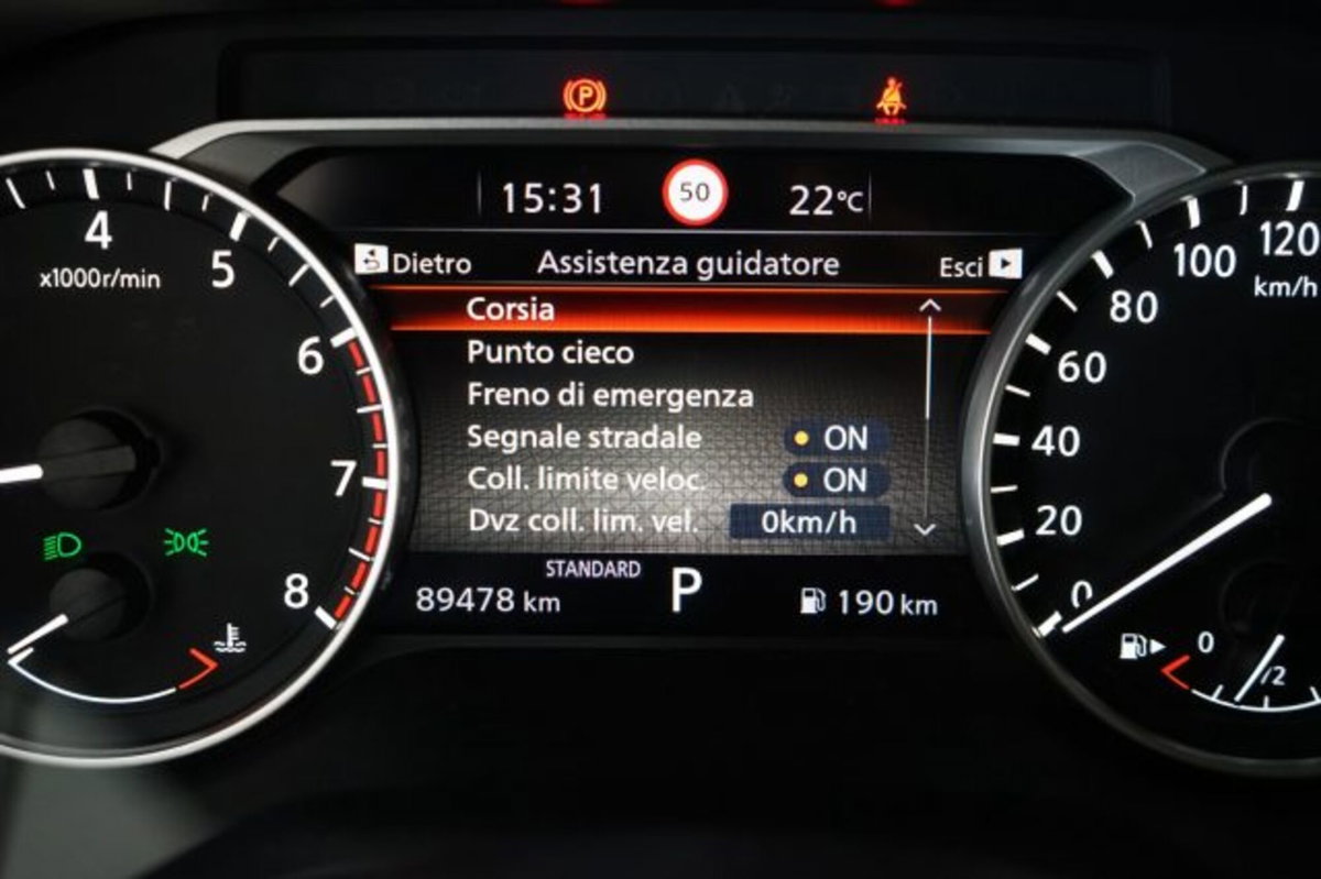 Nissan Qashqai 1.3 mhev Business 2wd 158cv xtronic (11)