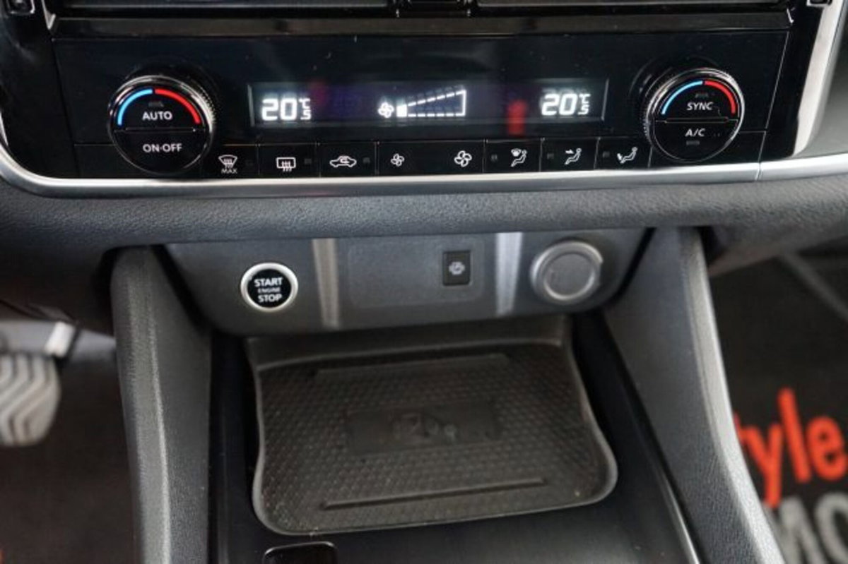 Nissan Qashqai 1.3 mhev Business 2wd 158cv xtronic (9)