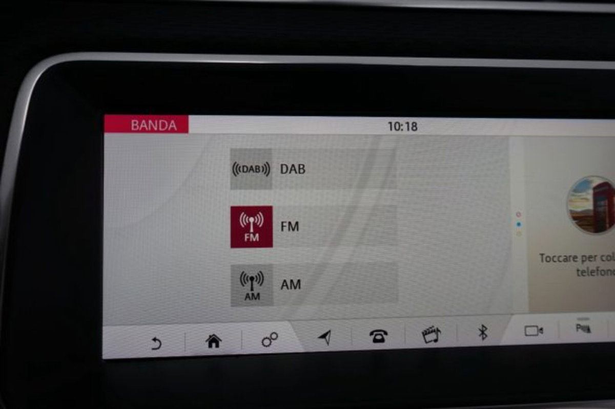 Land Rover Range Rover Evoque 2.0D I4 150CV AWD Business Edition (12)
