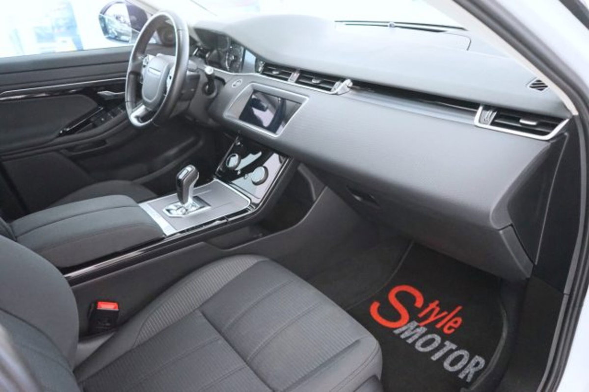 Land Rover Range Rover Evoque 2.0D I4 150CV AWD Business Edition (14)