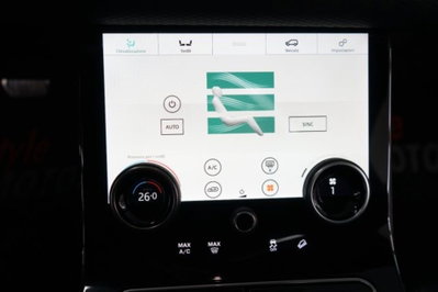 Land Rover Range Rover Velar 2.0D I4 180 CV R-Dynamic S (13)