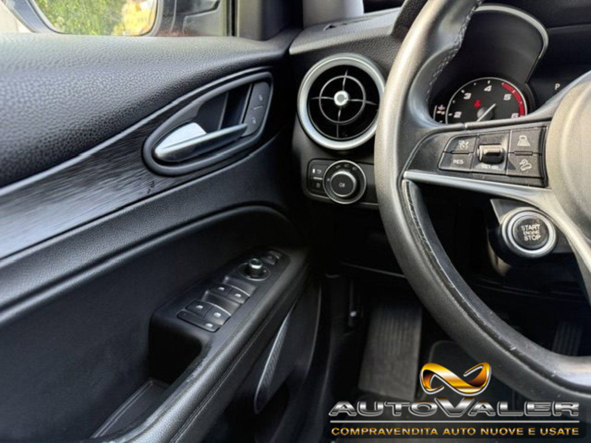Alfa Romeo Stelvio Stelvio 2.2 Turbodiesel 190 CV AT8 Q4 Super Business (17)