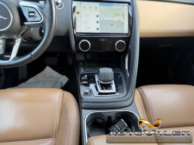 Jaguar E-Pace 2.0D I4 163 CV (13)