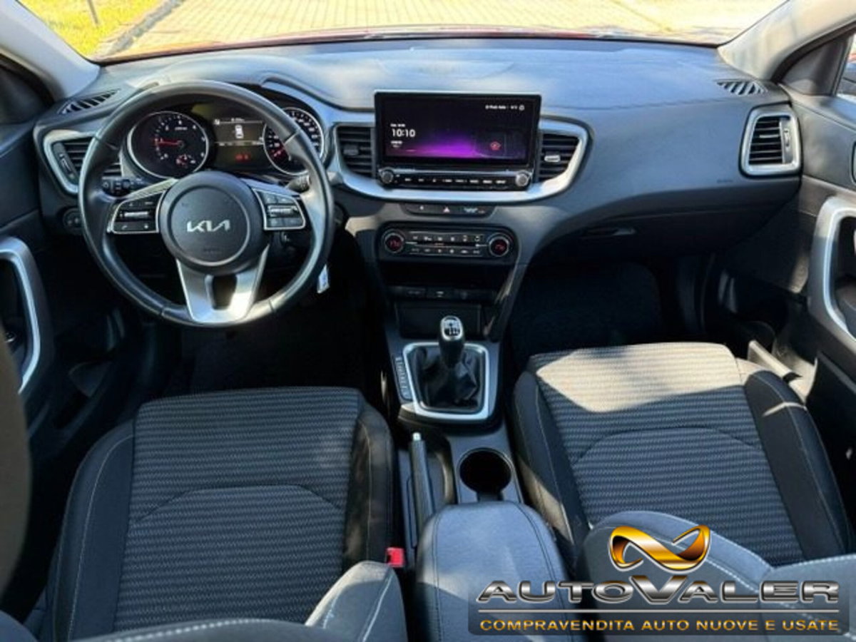 Kia Ceed Sport Wagon 1.6 CRDi 136 CV MHEV SW Business (10)