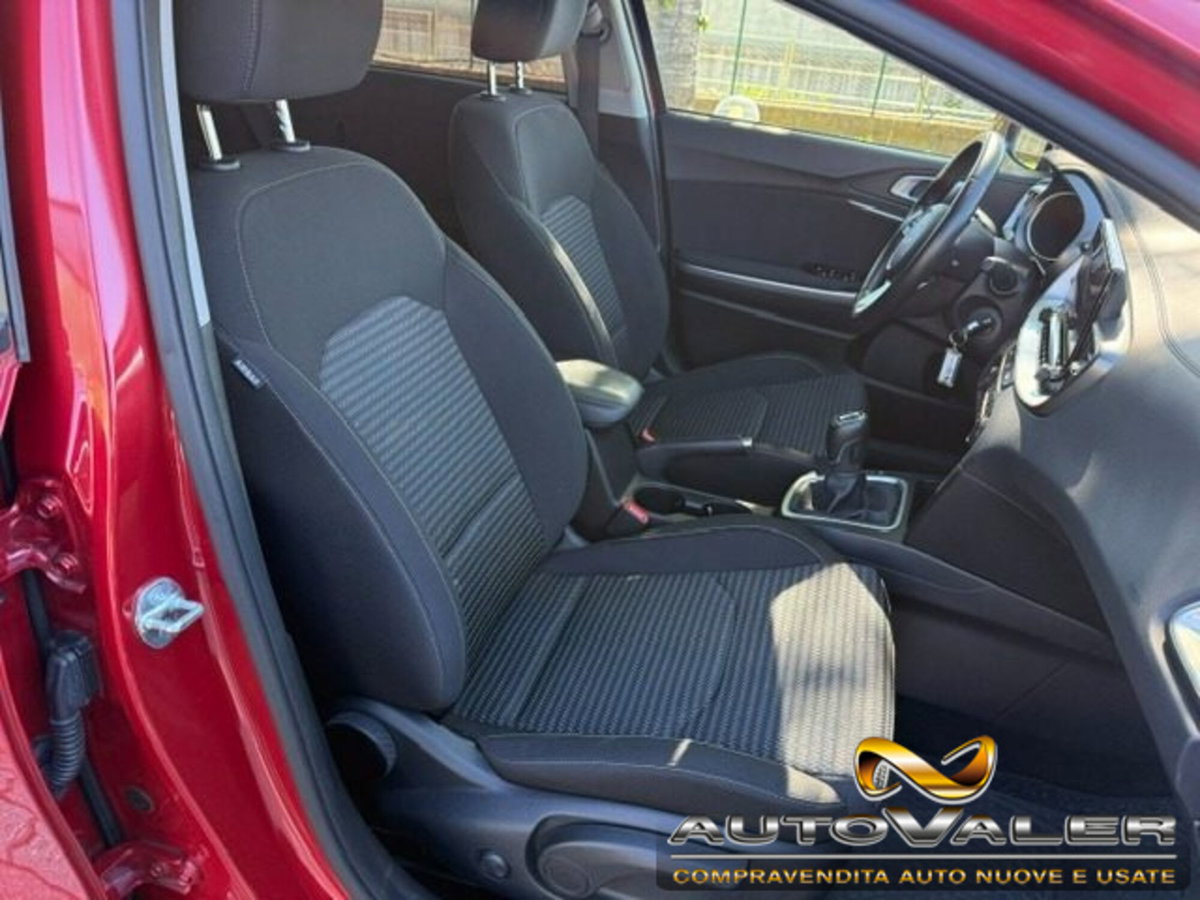 Kia Ceed Sport Wagon 1.6 CRDi 136 CV MHEV SW Business (14)