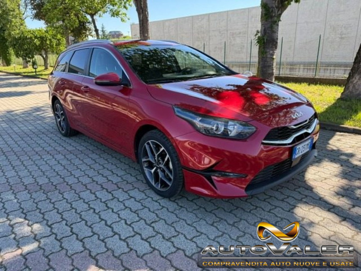 Kia Ceed Sport Wagon 1.6 CRDi 136 CV MHEV SW Business (2)