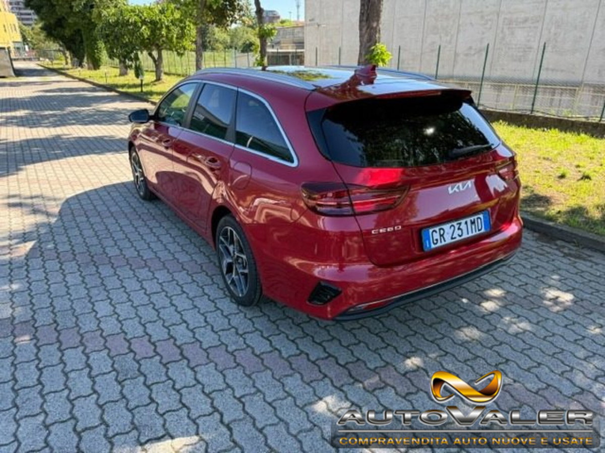 Kia Ceed Sport Wagon 1.6 CRDi 136 CV MHEV SW Business (5)