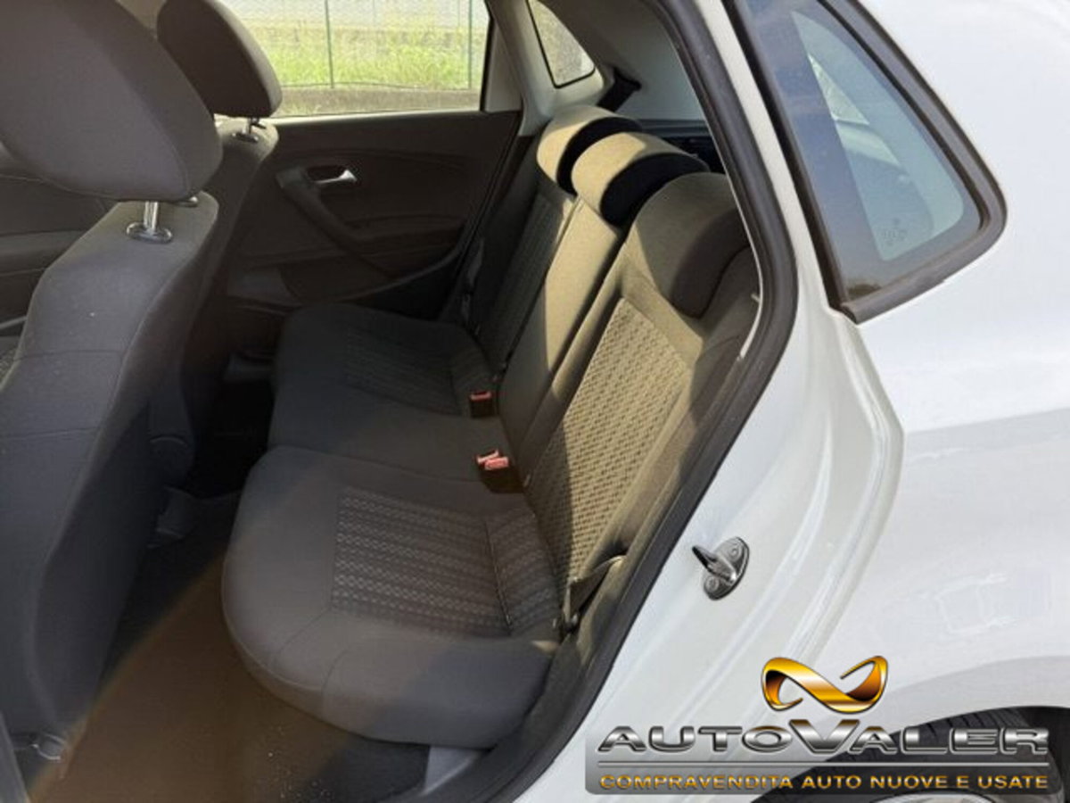 Volkswagen Polo 1.0 MPI 5p. Trendline (12)