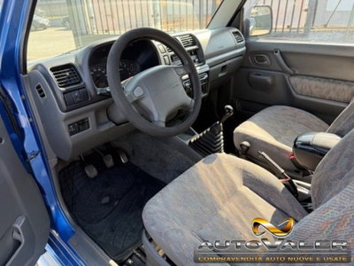 Suzuki Jimny 1.3i 16V cat 4WD JLX (14)