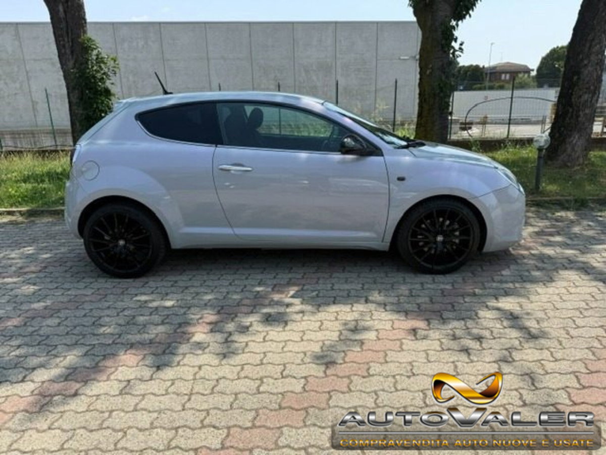 Alfa Romeo MiTo 1.4 T 155 CV Distinctive Premium Pack (5)