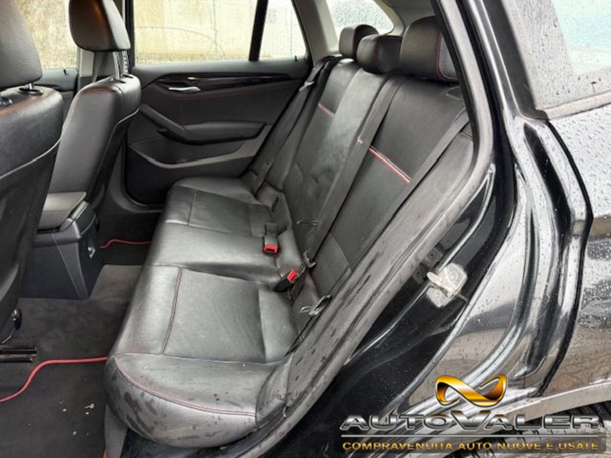 BMW X1 sDrive16d Sport Line (11)