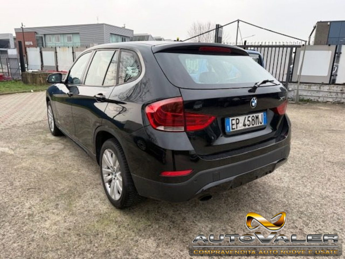 BMW X1 sDrive16d Sport Line (3)
