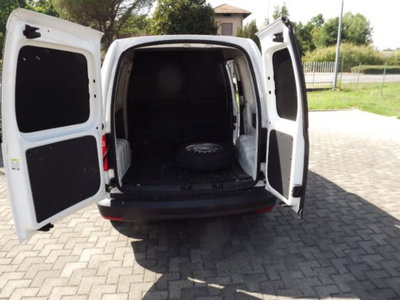 Volkswagen Veicoli Commerciali Caddy 2.0 TDI 102 CV Kombi Business (10)
