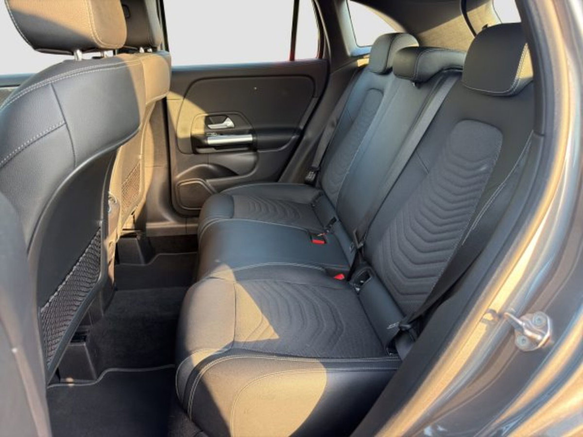 Mercedes-Benz CLA Shooting Brake 220 d Automatic 4Matic Shooting Brake Sport (11)
