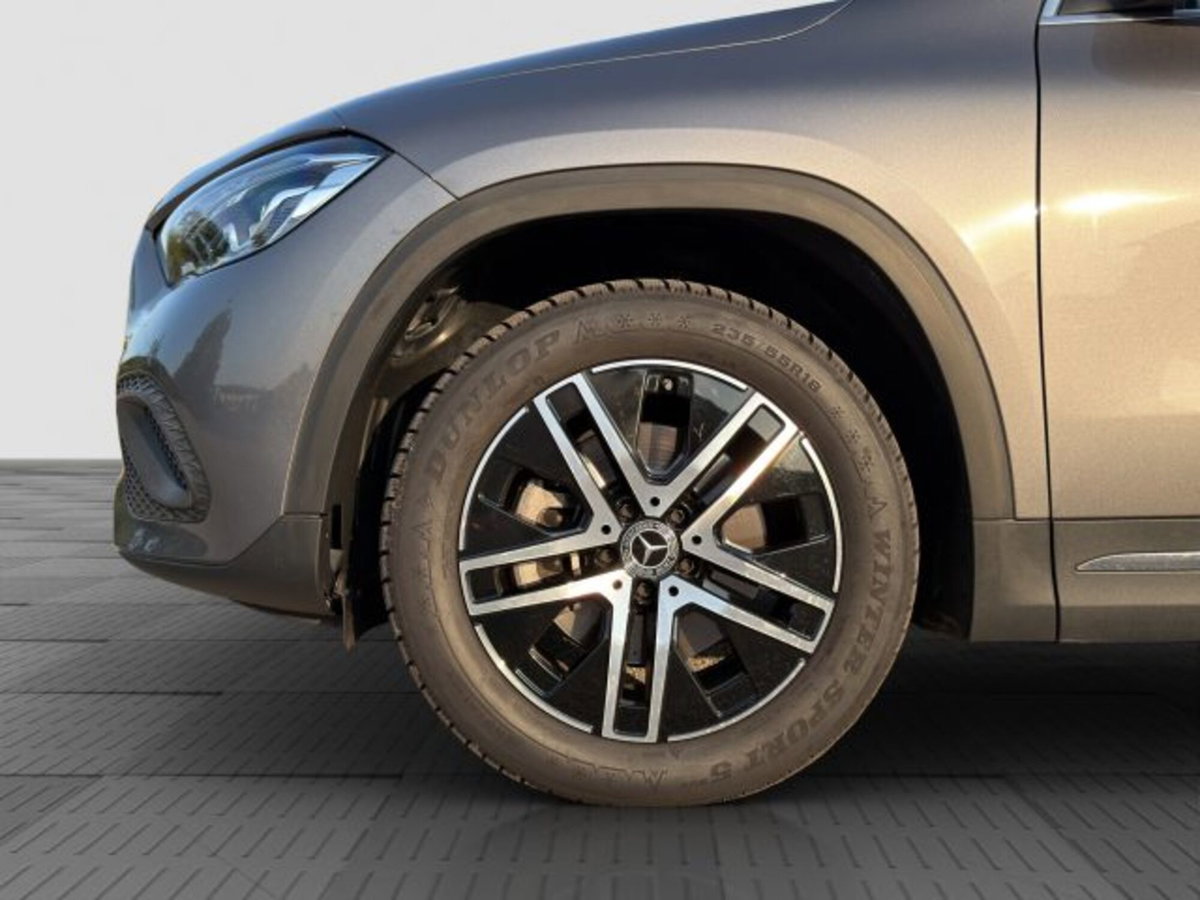 Mercedes-Benz CLA Shooting Brake 220 d Automatic 4Matic Shooting Brake Sport (16)