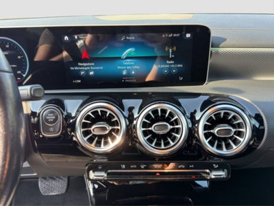 Mercedes-Benz CLA Shooting Brake 200 d Automatic Shooting Brake Executive (17)
