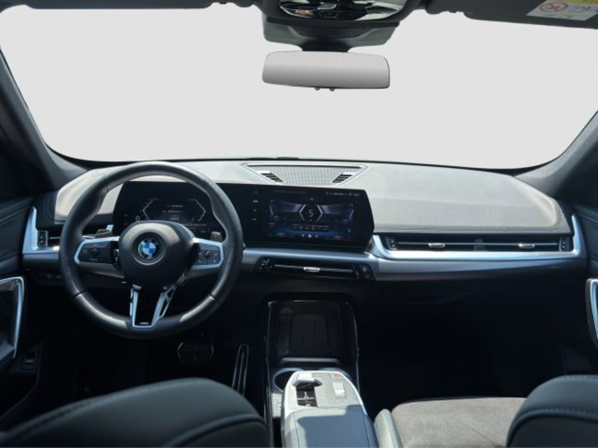 BMW X1 sDrive 18i Msport (12)