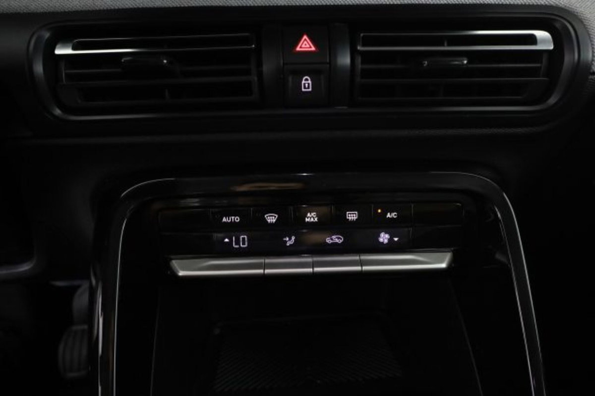 Citroen C3 Aircross 1.2 puretech turbo Plus 100cv (13)