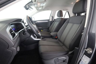 Volkswagen T-Roc 1.5 tsi Life dsg (2)