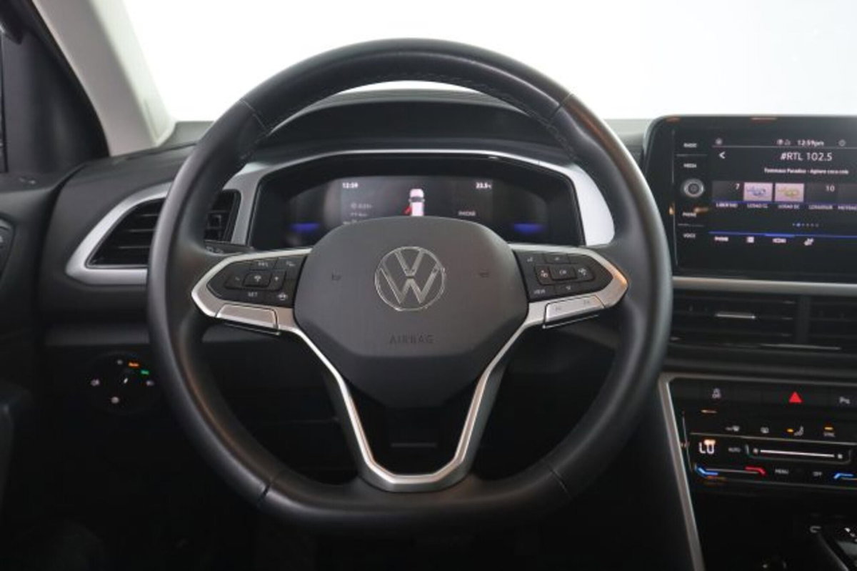 Volkswagen T-Roc 1.5 tsi Life dsg (5)