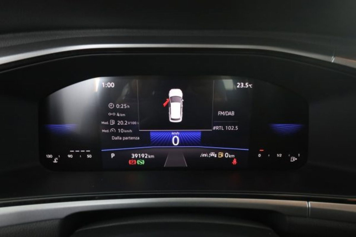 Volkswagen T-Roc 1.5 tsi Life dsg (7)