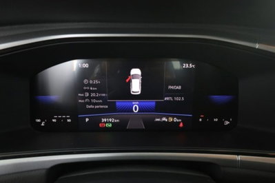 Volkswagen T-Roc 1.5 tsi Life dsg (7)