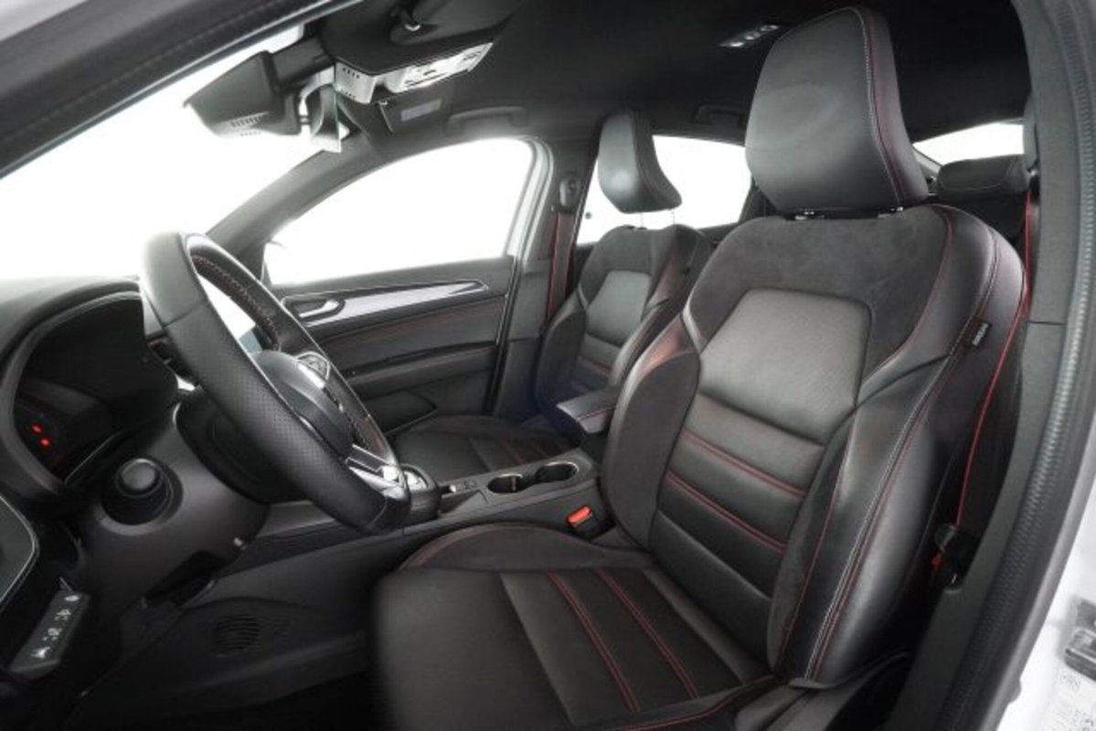 Renault Arkana E-Tech 145 CV R.S. Line (10)