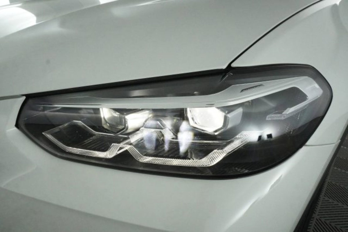 BMW X3 sDrive18d 48V Msport (9)