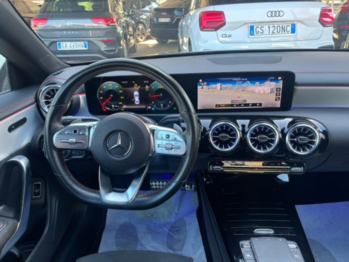 Mercedes-Benz CLA 200 d Automatic Premium (11)