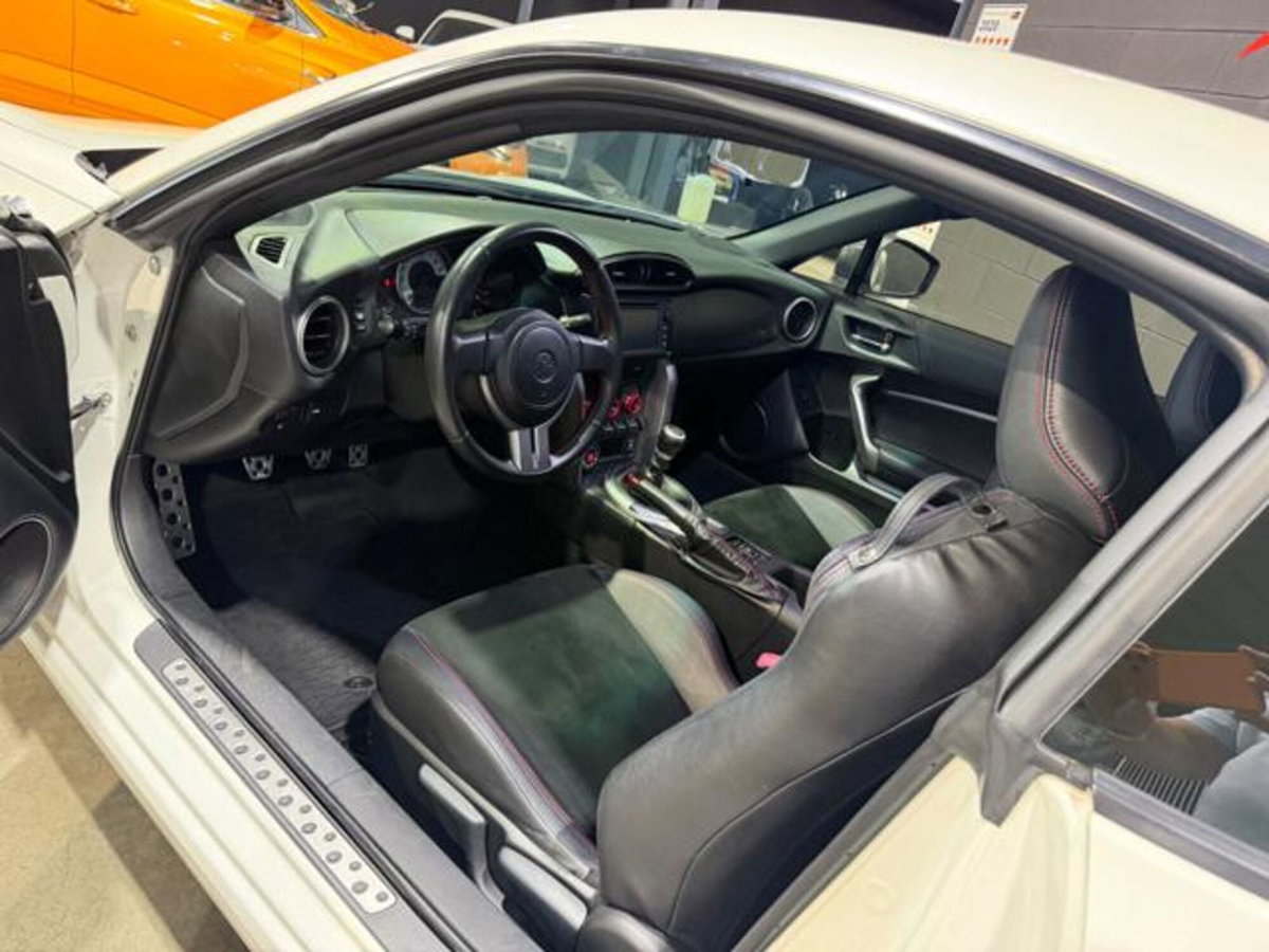 Toyota GT86 2.0 (13)