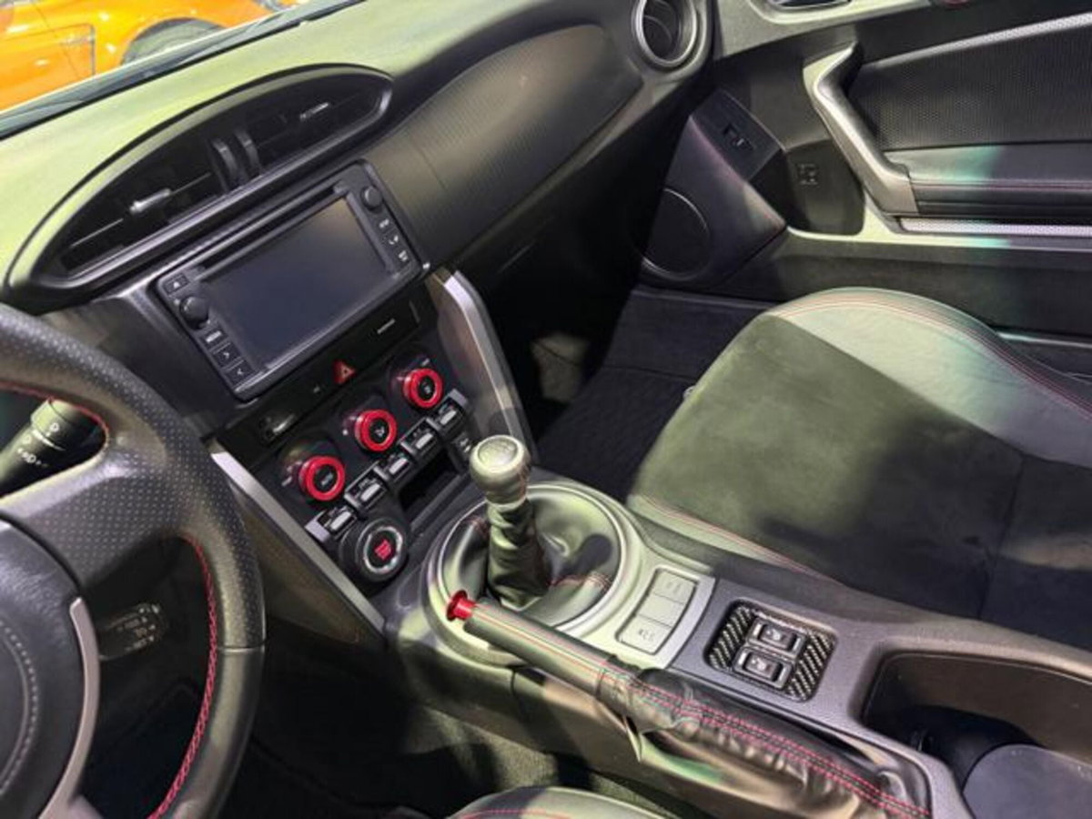 Toyota GT86 2.0 (15)