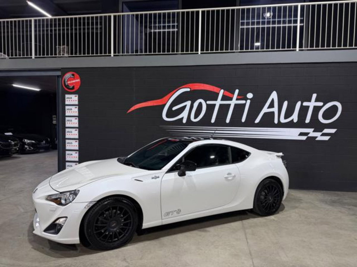 Toyota GT86 2.0 (2)