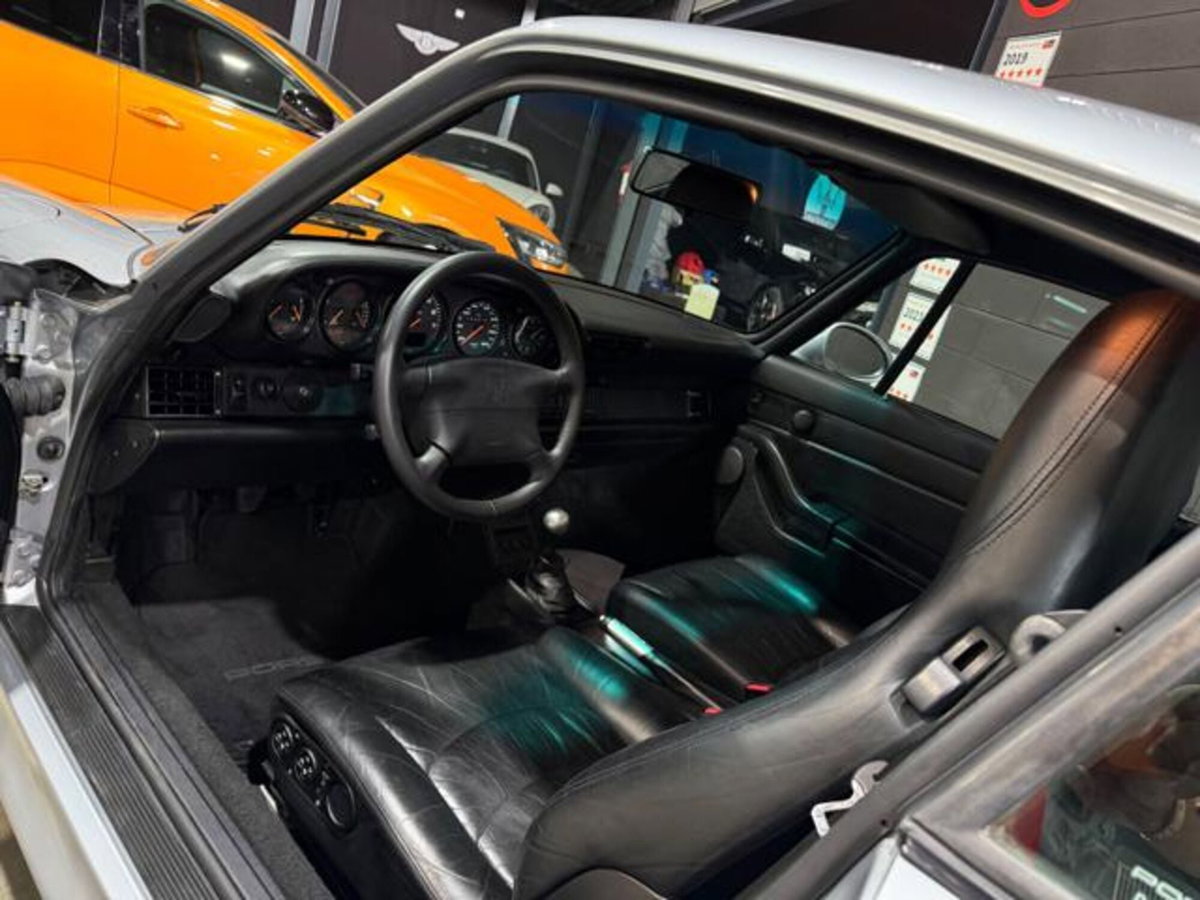 Porsche 911 Coupé Carrera cat (10)