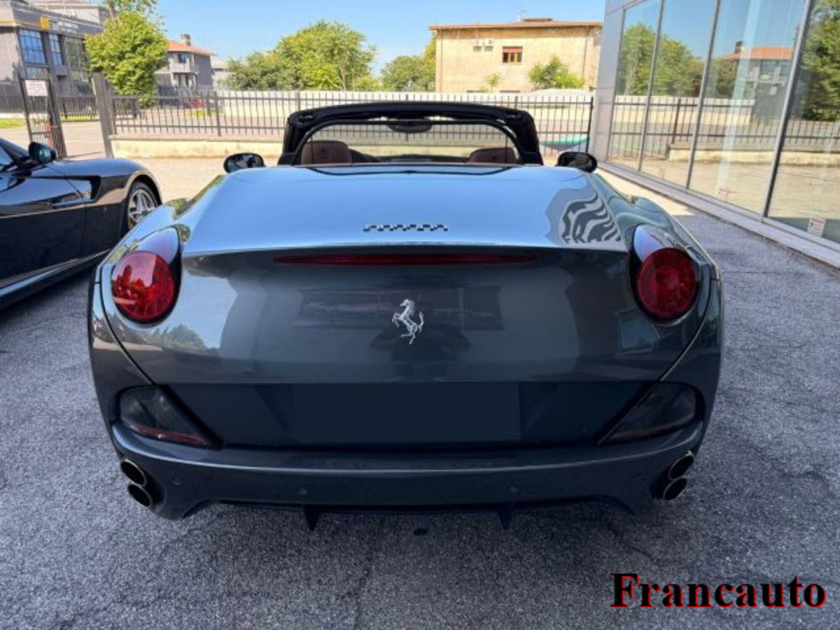 Ferrari California Spider California DCT (3)