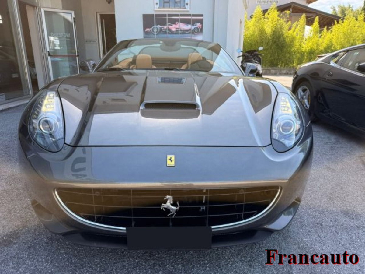 Ferrari California Spider California DCT (6)