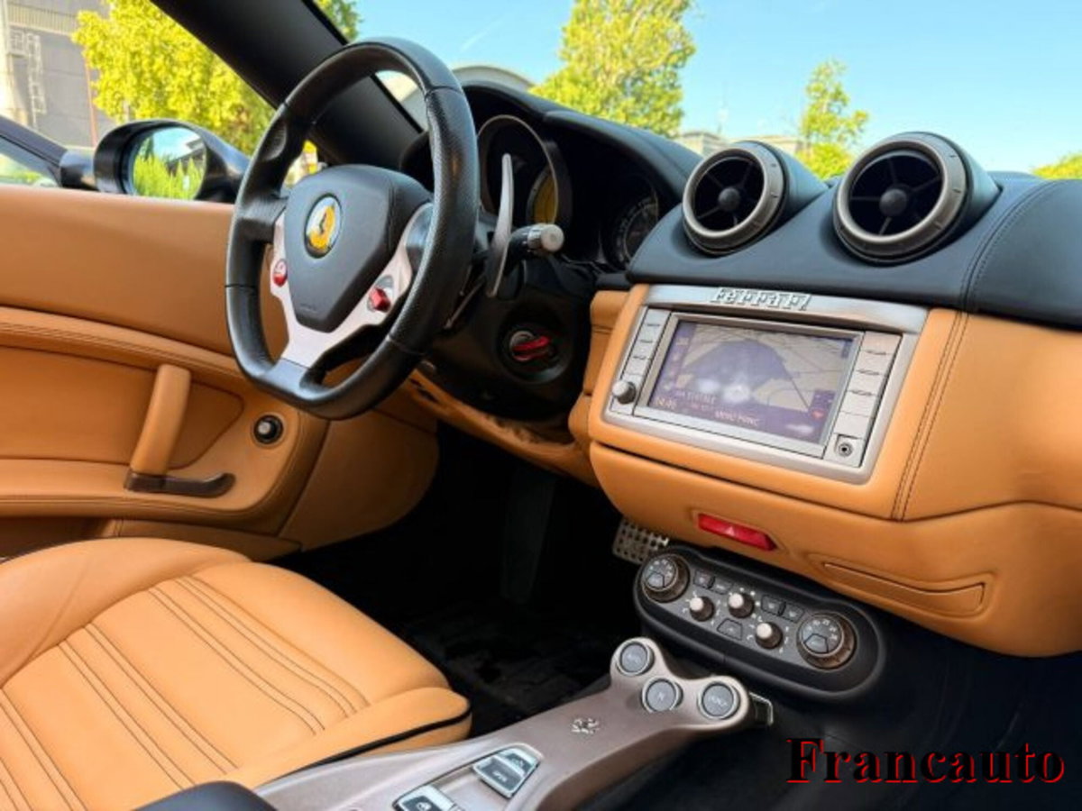 Ferrari California Spider California DCT (8)