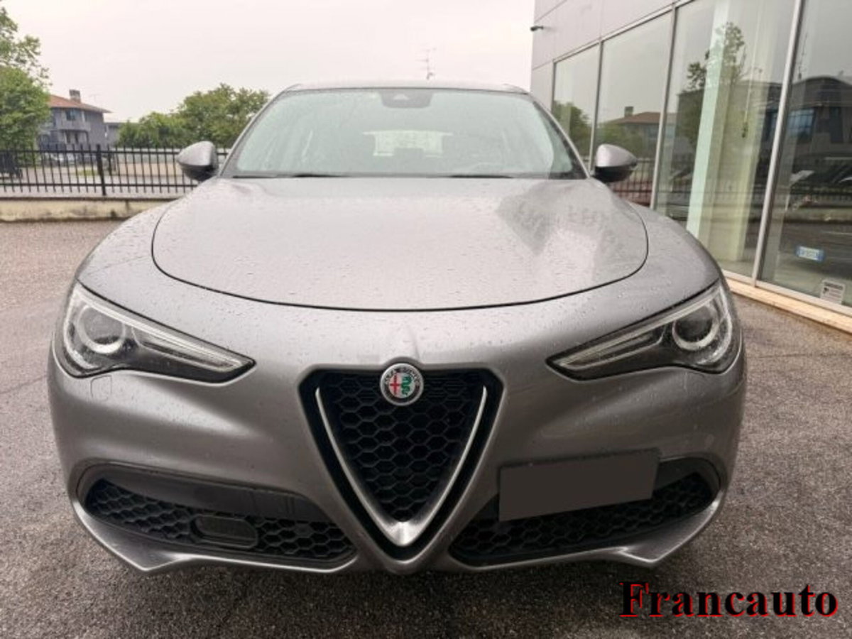 Alfa Romeo Stelvio Stelvio 2.2 Turbodiesel 190 CV AT8 RWD Executive (6)