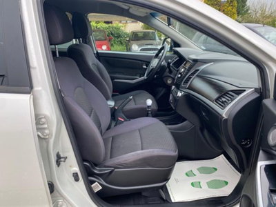 Ssangyong Korando 2.0 e-XDi 149 CV 2WD MT Plus (9)