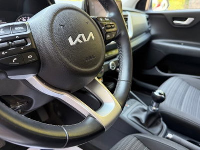 Kia Stonic 1.2 DPI Urban (8)