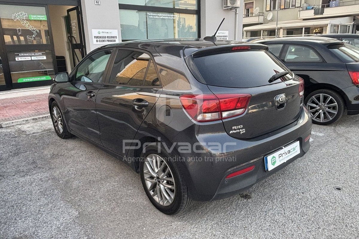 Kia Rio 1.4 CRDi 90CV 5 porte Cool (7)