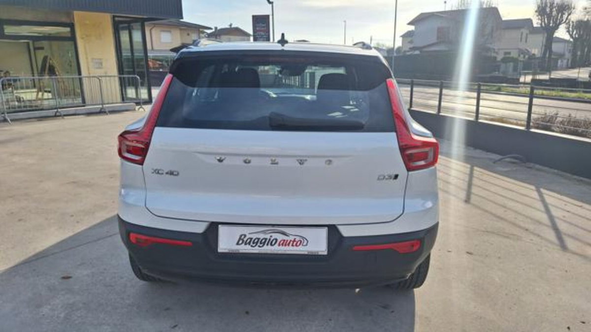 Volvo XC40 D3 AWD Geartronic R-design (11)