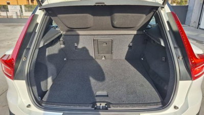 Volvo XC40 D3 AWD Geartronic R-design (12)