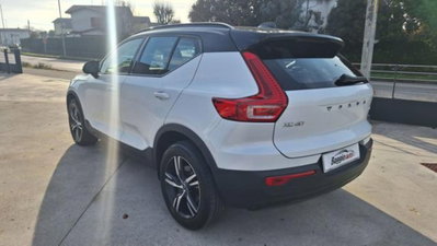 Volvo XC40 D3 AWD Geartronic R-design (14)